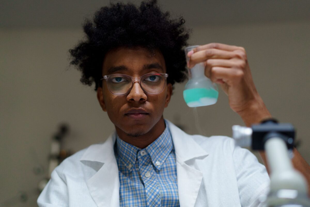 giannis prêt contre chimie ne se